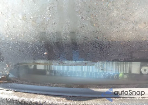 2001 GMC Yukon Sle z USA, uszkodzony, nr VIN 1GKEC13T81R182766